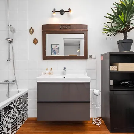 Ledochowskiej 5a By Homeprime *