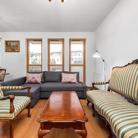 Ledochowskiej 5a By Homeprime Warsaw