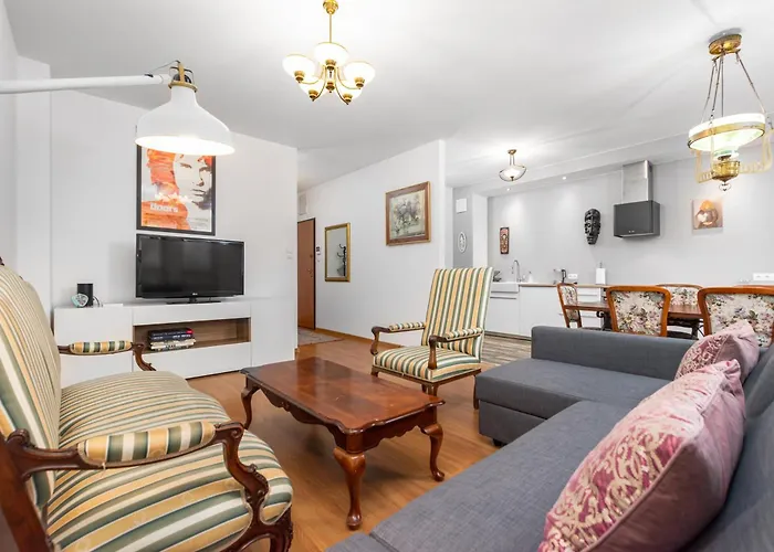 Ledochowskiej 5a By Homeprime *