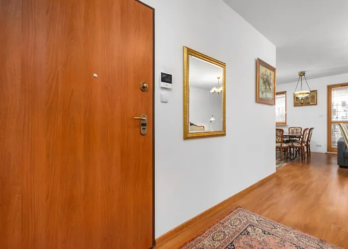 Ledochowskiej 5a By Homeprime *