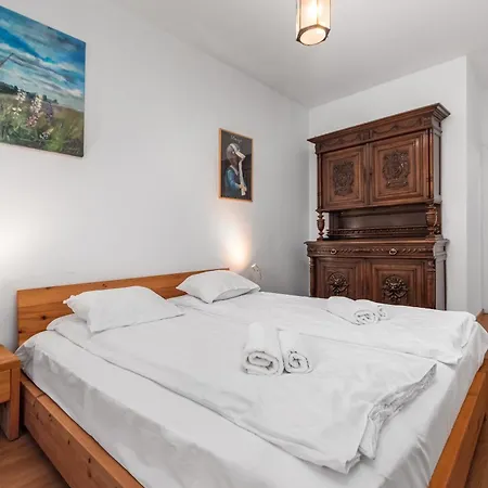 Apartment Ledochowskiej 5a By Homeprime