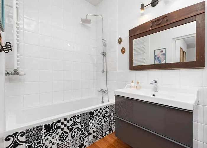 Ledochowskiej 5a By Homeprime *